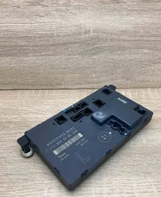 Mercedes-Benz E W211 Door control unit/module 2118208385 00006801
