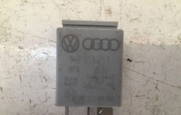 Skoda Octavia Mk2 (1Z) Other relay 1K0951253