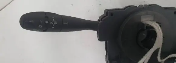 Peugeot 206 CC Wiper turn signal indicator stalk/switch 96439240zl