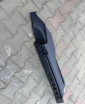 Citroen C5 Parcel shelf load cover mount bracket 9682033277