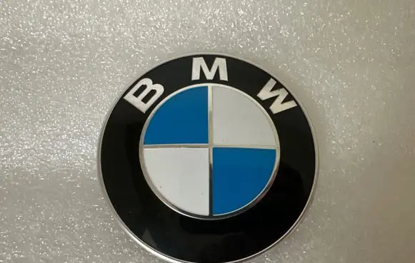 BMW 5 F10 F11 Manufacturer badge logo/emblem 813237505