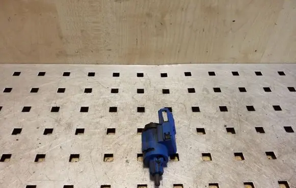 Clutch pedal sensor