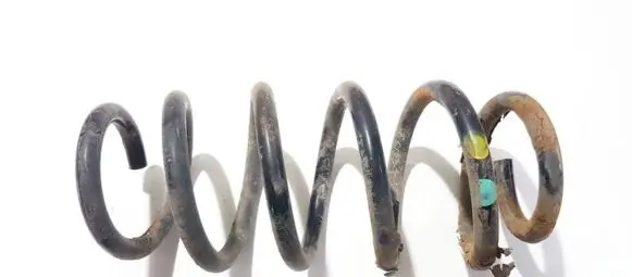 Toyota Avensis T270 Rear coil spring