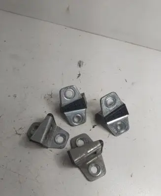 Mercedes-Benz E W124 Front door lock loop/hook striker 