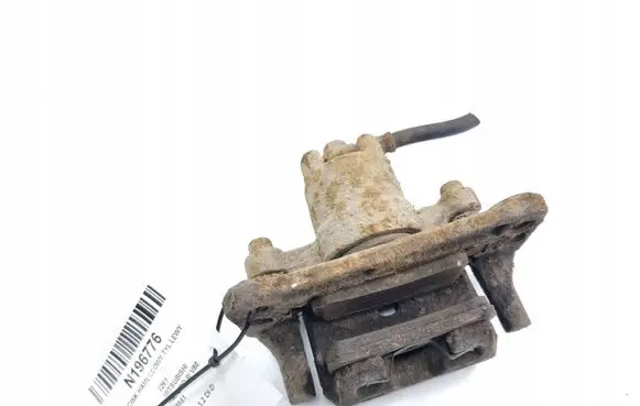 Mitsubishi Pajero Rear brake caliper