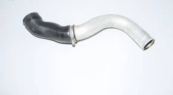 BMW 5 E39 Intercooler hose/pipe 2249669