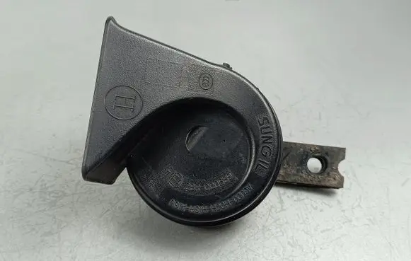 SsangYong Rexton Horn signal 28R000589