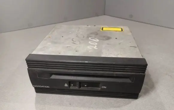 Audi A8 S8 D2 4D Navigation unit CD/DVD player 4D0919887D 7612001275 Z1ZVW0842195