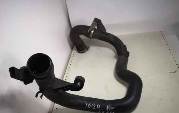 Seat Ibiza IV (6J,6P) Intercooler hose/pipe 6J0145770A 6J0145762A 6J0445834