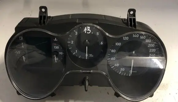 Seat Altea Speedometer (instrument cluster) 1P0920847B V0021000 0891710596