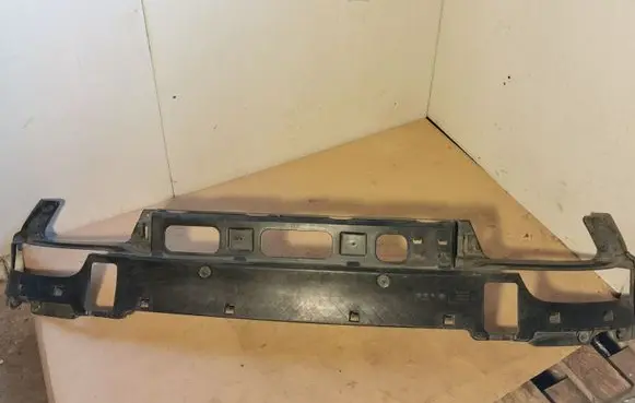 BMW 7 F01 F02 F03 F04 Rear bumper trim bar molding 7186826