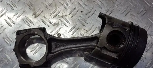 Mazda 626 Piston with connecting rod rf8d