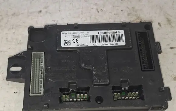 Renault Clio IV Comfort/convenience module 284B17441R A2C86184701 1500850043770310