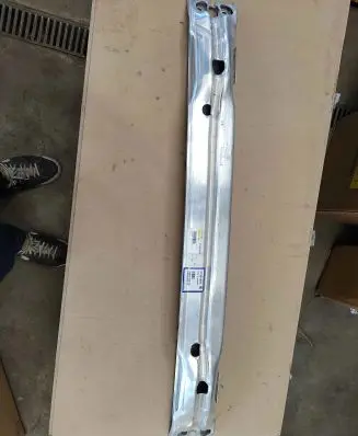 Volvo V40 Cross country Front bumper cross member 31301976