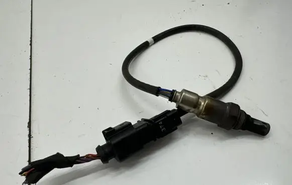 Audi A3 S3 8V Lambda probe sensor 04E906262