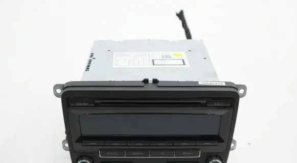 Volkswagen PASSAT B7 Radio/CD/DVD/GPS head unit 1K0035186AQACR 1K0035186AQ