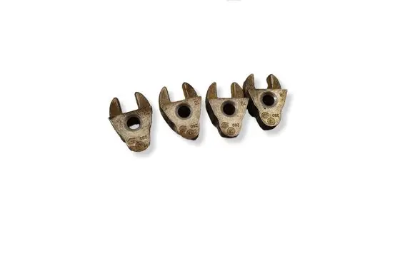 Volvo V70 Fuel Injector clamp holder