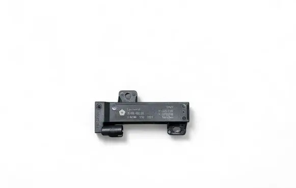 Dodge Durango III Aerial antenna amplifier 68051315AB 04749301AB