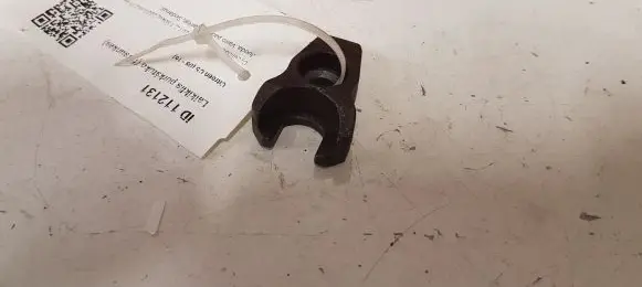Citroen C5 Fuel Injector clamp holder 569222