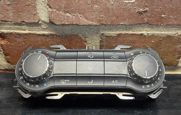 Mercedes-Benz V Class W447 Climate control unit A4479006506 5HB01164310 A4479015201