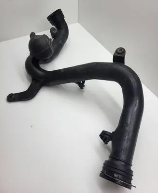 Volkswagen Golf Plus Intercooler hose/pipe 1K0145762