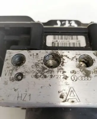 Skoda Fabia Mk1 (6Y) ABS Pump 0265800511 6Q0907379AF 0265231712