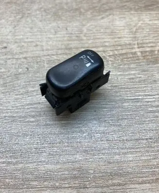 Mercedes-Benz E W210 Parking (PDC) sensor switch 2108211451
