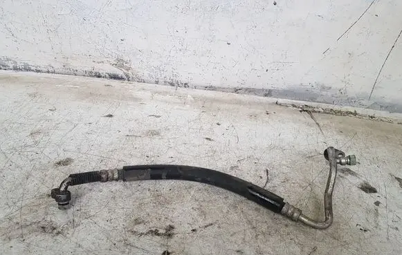 Infiniti Q45 III Air conditioning (A/C) pipe/hose