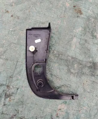 BMW 5 E60 E61 Foot area side trim 7025029 22339910