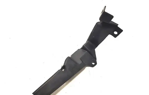 Jaguar XF X250 Intercooler air guide/duct channel GX73001A04AB