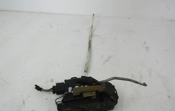 Audi A6 S6 C5 4B Front door lock 