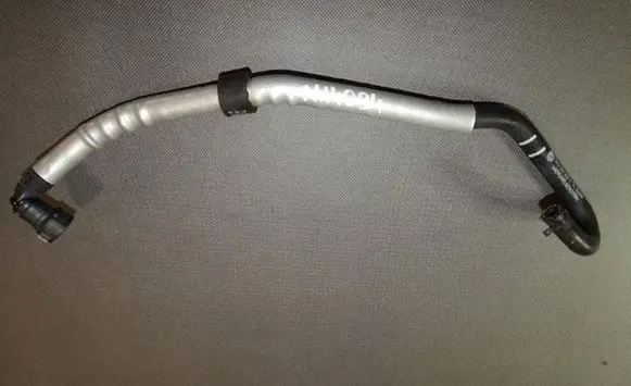 Volkswagen Touareg II Vacuum line/pipe/hose 7P6133352C