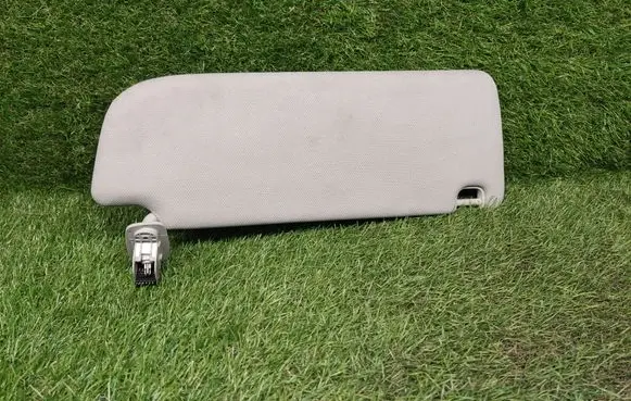 Sun visor