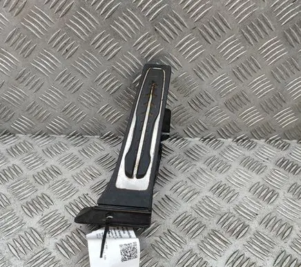 BMW X3 G01 Accelerator throttle pedal 6871053