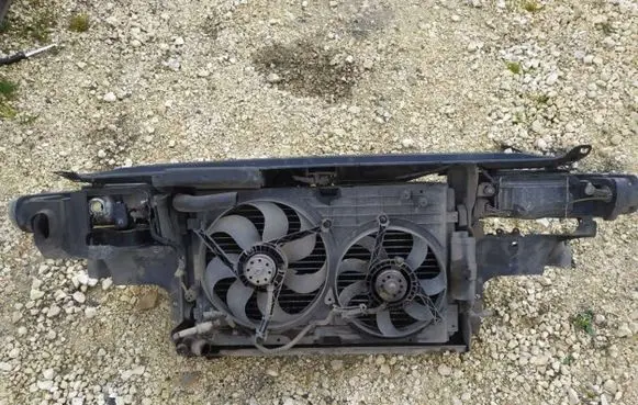 Seat Leon (1P) Radiator support slam panel