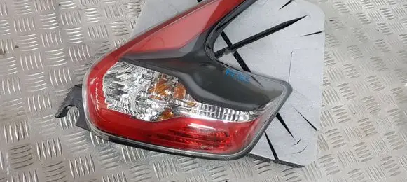 Nissan Juke I F15 Rear/tail lights L90132964 26550BV80B 09032017