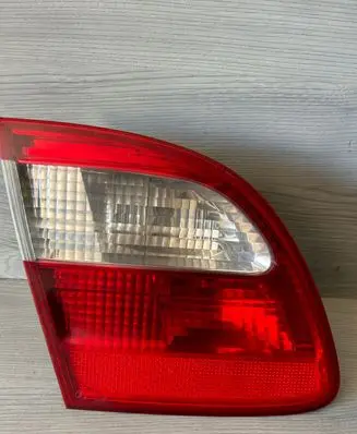 Mercedes-Benz E W211 Tailgate rear/tail lights A2118200777