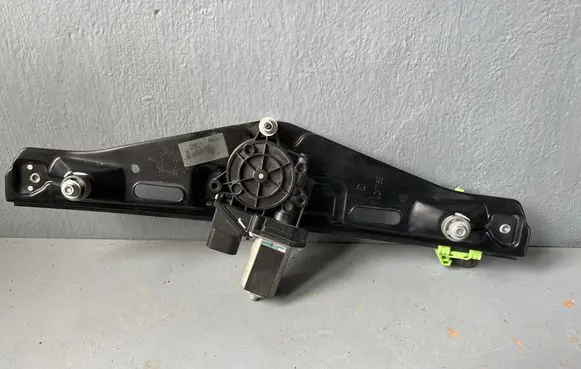 BMW X1 E84 Rear door window regulator with motor 13262410 132624