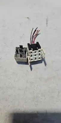 BMW 5 E39 Other relay V23134C52X90 1729004