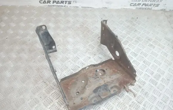 Mitsubishi Pajero Battery tray 