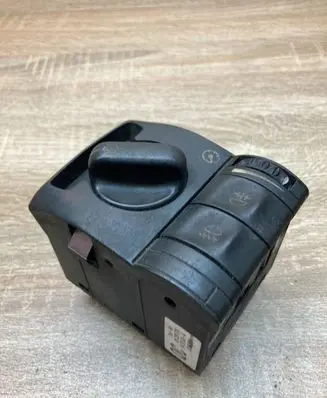 Opel Omega B2 Light switch 09229578 90460591