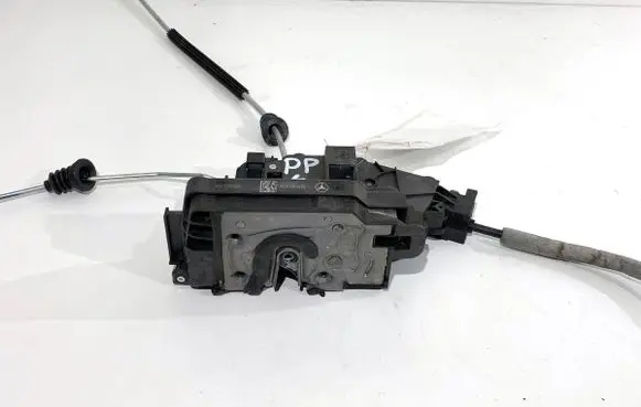 Mercedes-Benz GLE (W166 - C292) Front door lock A2220063999