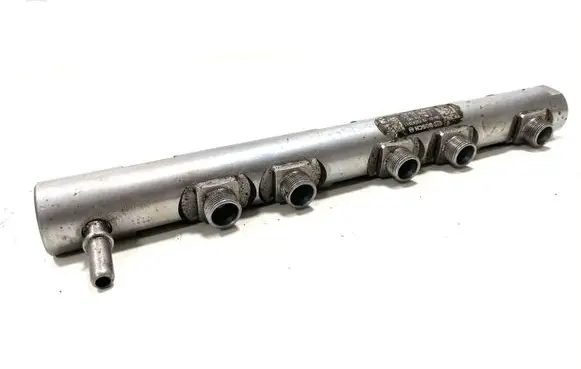 BMW 3 E90 E91 Fuel main line pipe 7809127 780912701 0445214182