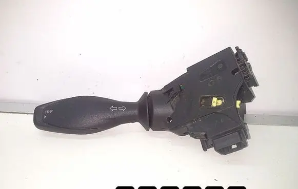Ford Fiesta Other switches/knobs/shifts 8A6T13335BC