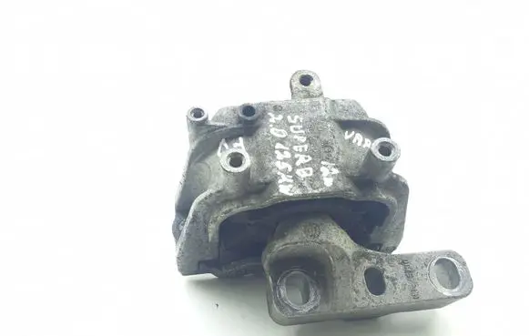 Skoda Superb B6 (3T) Engine mount bracket 1K0199262