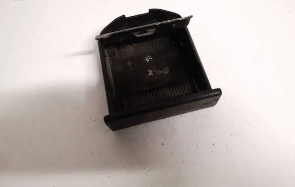 Car ashtray