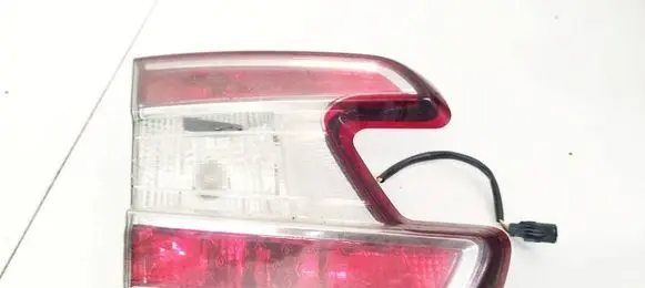Tailgate rear/tail lights