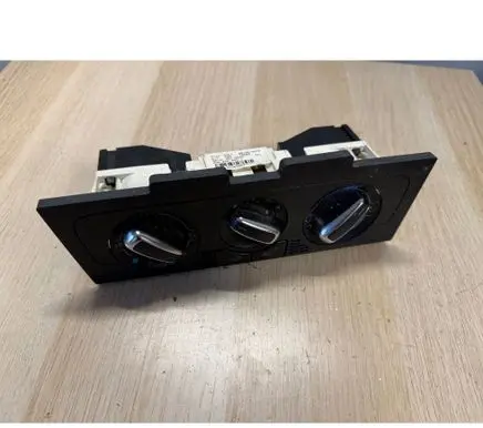 Volkswagen Polo V 6R Climate control unit 6R0820045J