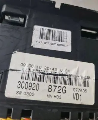 Volkswagen PASSAT B6 Speedometer (instrument cluster) 3C0920872G