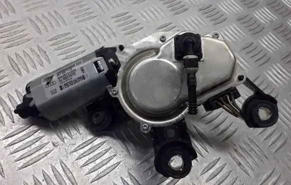 Audi A3 S3 8P Wiper motor 8E9955711G